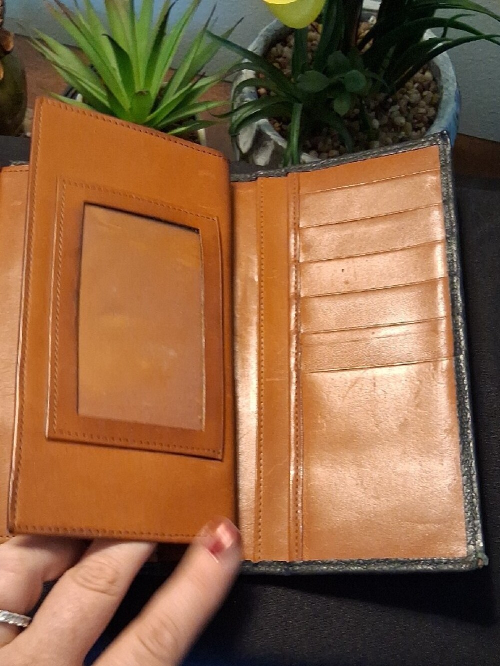 VINTAGE DOONEY & BOURKE Leather Satchel and Wallet Set - Picture 11 of 16